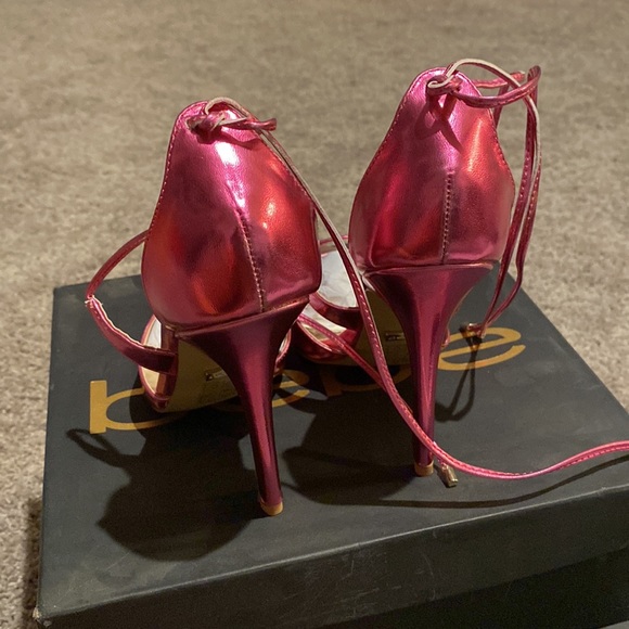 Bebe Lynna metallic pointy toe pump size 7 - Picture 4 of 6